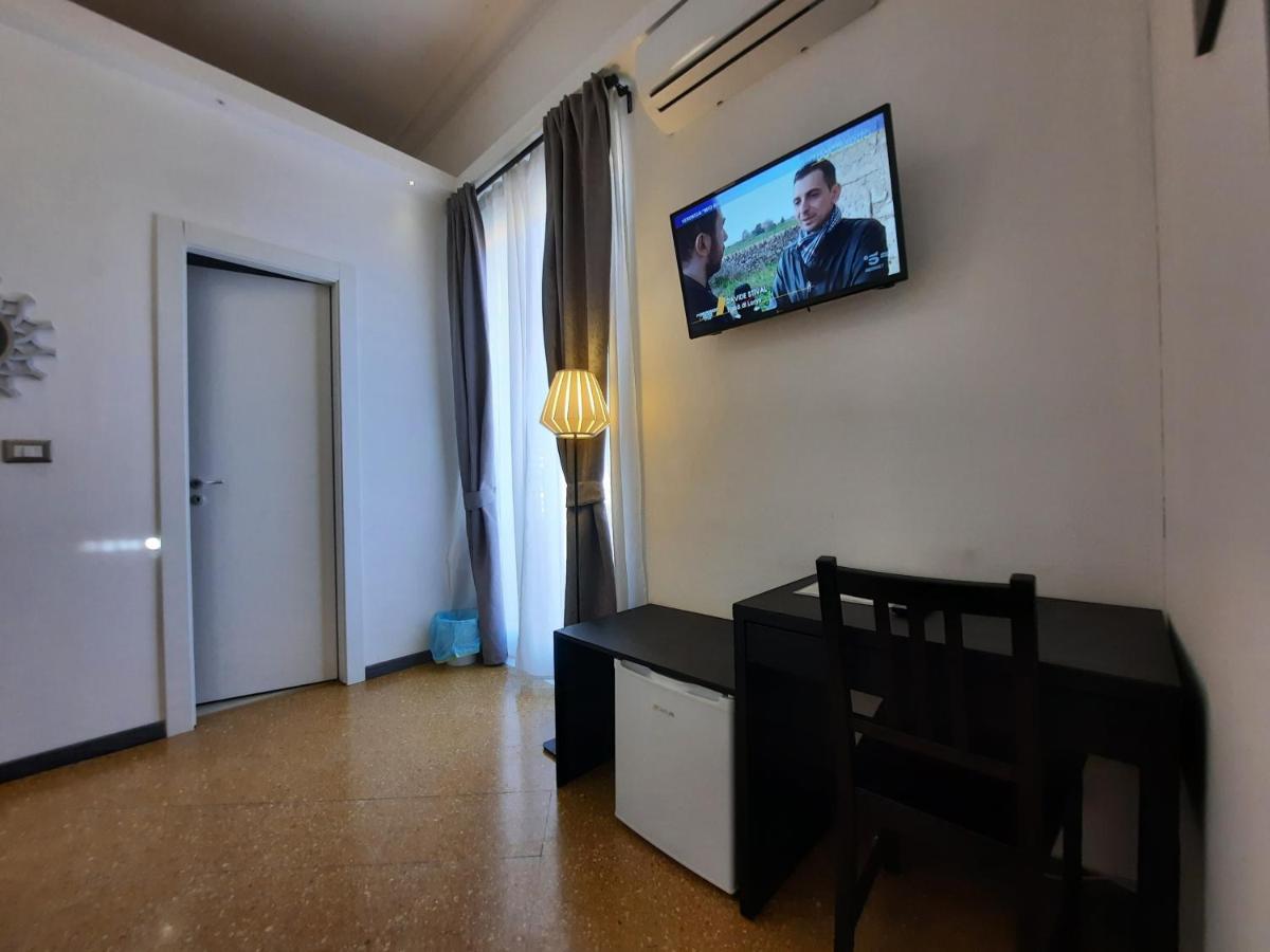 Politeamari Hotel Palermo Exterior photo